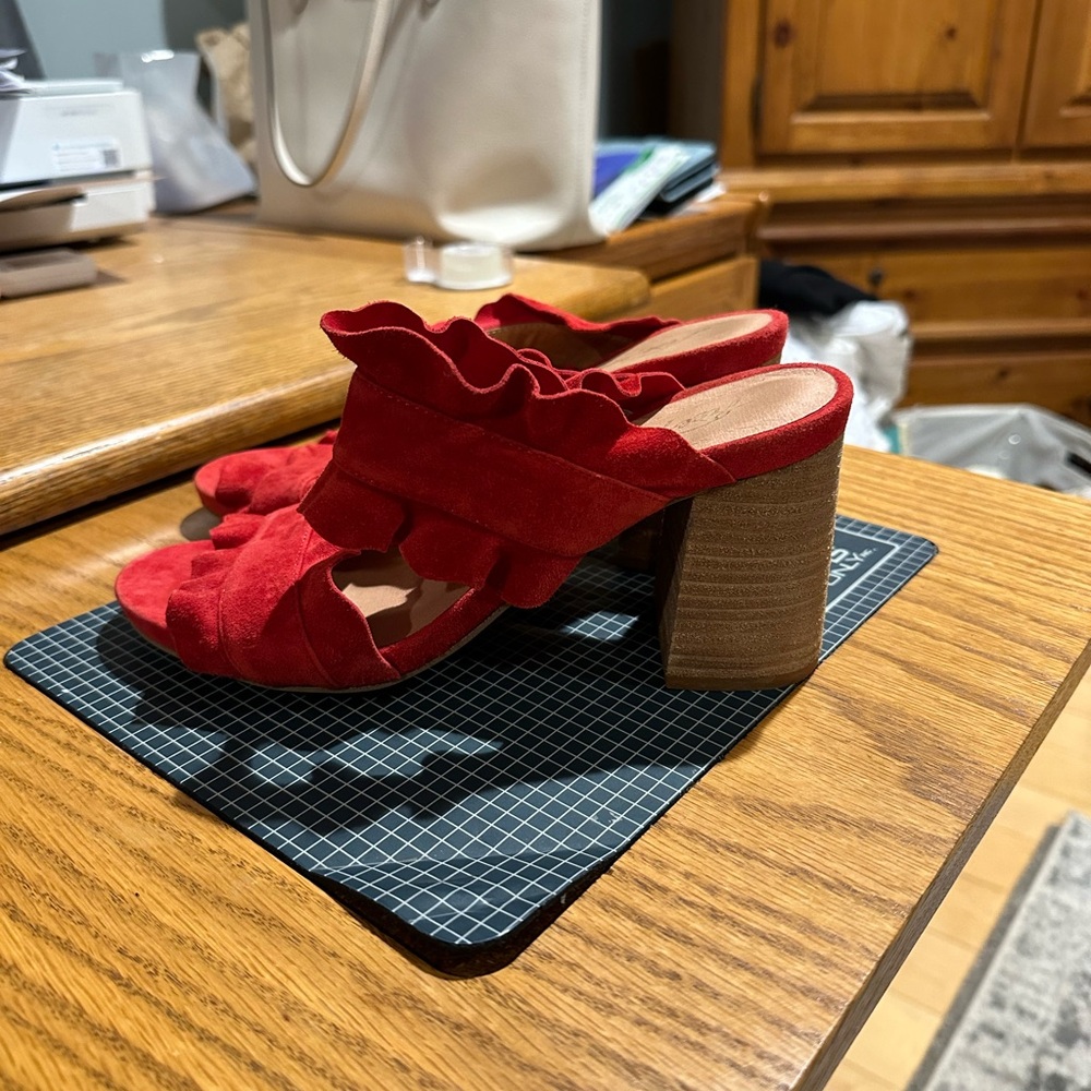 Free people suede heels size 38